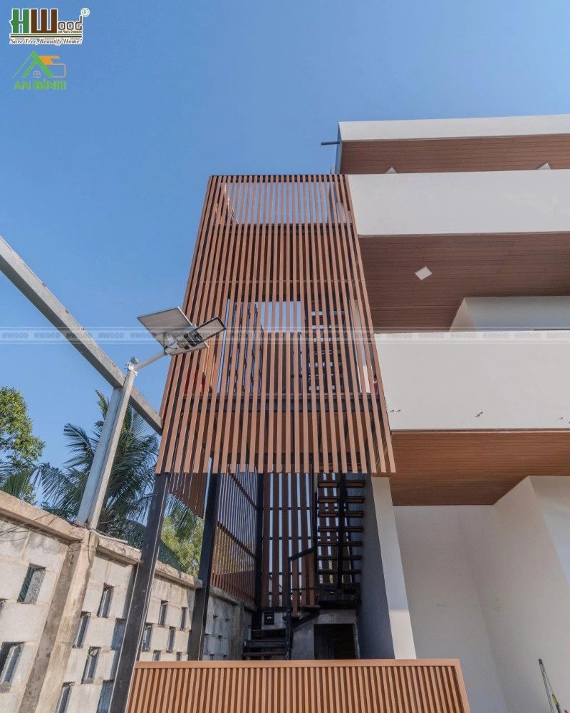 Lam chắn nắng gỗ nhựa ngoài trời trang trí mặt tiền giảm nhiệt và tăng thẩm mỹ